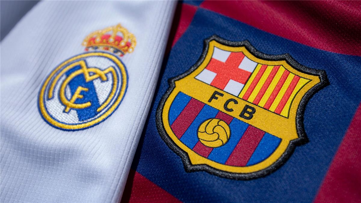 الحلم نيوز : حكم مباراة ريال مدريد وبرشلونة في نهائي السوبر الإسباني