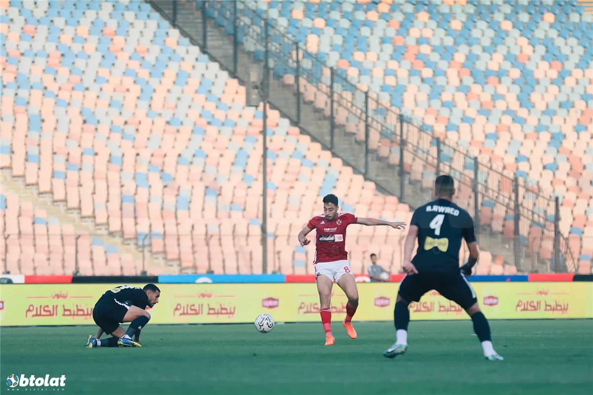 الحلم نيوز : تقارير تكشف تطورًا جديدًا في رحيل أكرم توفيق إلى الدوري القطري