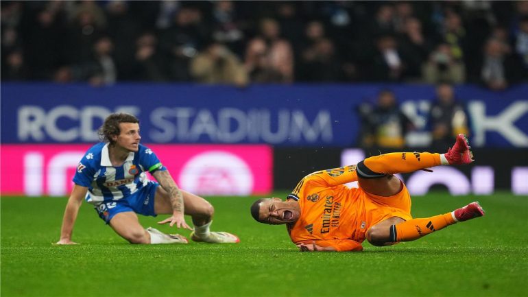 الحلم نيوز : لاعب إسبانيول بعد الفوز على ريال مدريد: فعلت مع مبابي “أمر قبيح”.. وأعتذر له